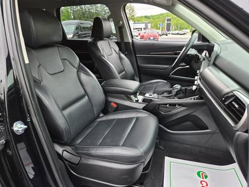 Used 2025 Kia Telluride S AWD/4WD image 18