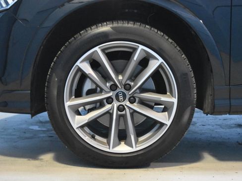 Certified 2025 Audi Q3 2.0T Premium w/ Convenience Package image 23