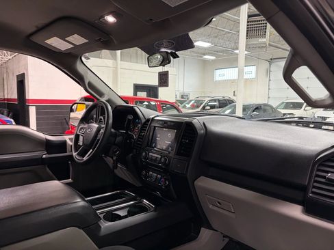 Used 2017 Ford F150 XL w/ Equipment Group 101A Mid image 33