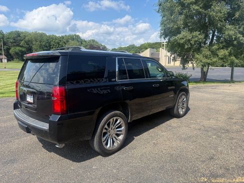 Used 2015 Chevrolet Tahoe LTZ AWD/4WD image 5