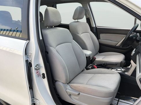 Used 2016 Subaru Forester 2.5i Premium image 15