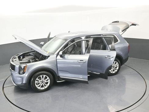 Used 2022 Kia Telluride LX image 57