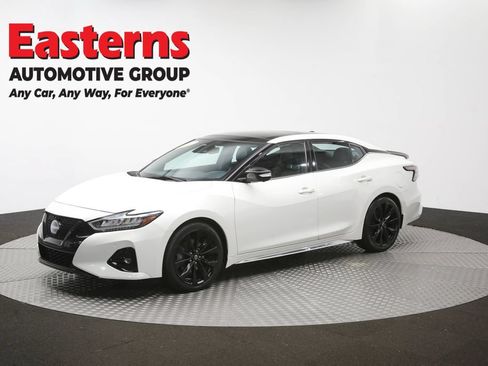 Used 2023 Nissan Maxima SR w/ Sport Mat Group FWD image 61