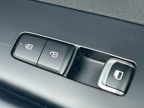 Used 2021 Kia K5 LXS AWD/4WD image 32