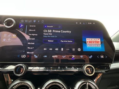 Used 2024 Chevrolet Blazer EV LT AWD/4WD image 20