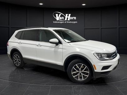 Used 2020 Volkswagen Tiguan SE w/ Panoramic Sunroof Package