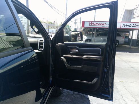 Used 2022 RAM 1500 Big Horn AWD/4WD image 28