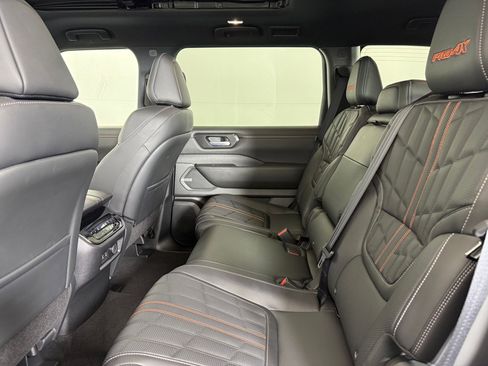 Used 2025 Nissan Armada PRO-4X w/ Pro-4X Premium Package image 25