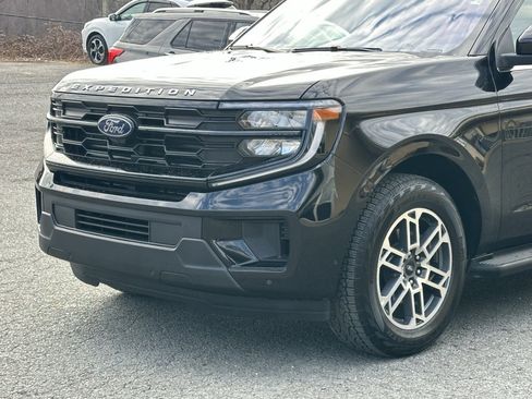 Used 2025 Ford Expedition Max Active image 39