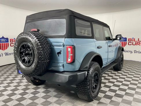 Used 2023 Ford Bronco Wildtrak image 3