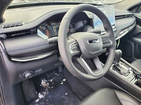 New 2026 Jeep Compass Limited image 7