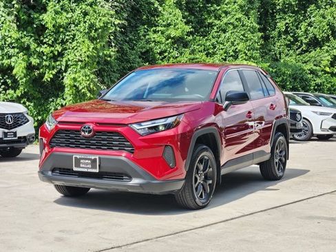 Used 2025 Toyota RAV4 LE FWD image 4