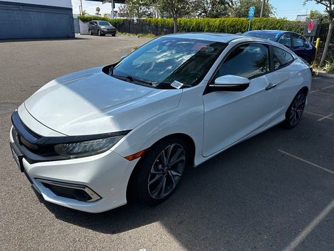 Used 2019 Honda Civic Touring image 14
