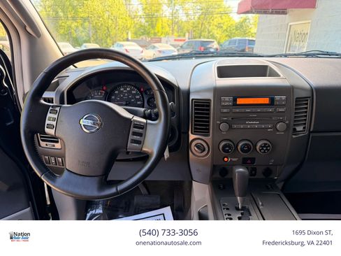 Used 2004 Nissan Titan LE w/ (Tow) Big Tow Pkg AWD/4WD image 10