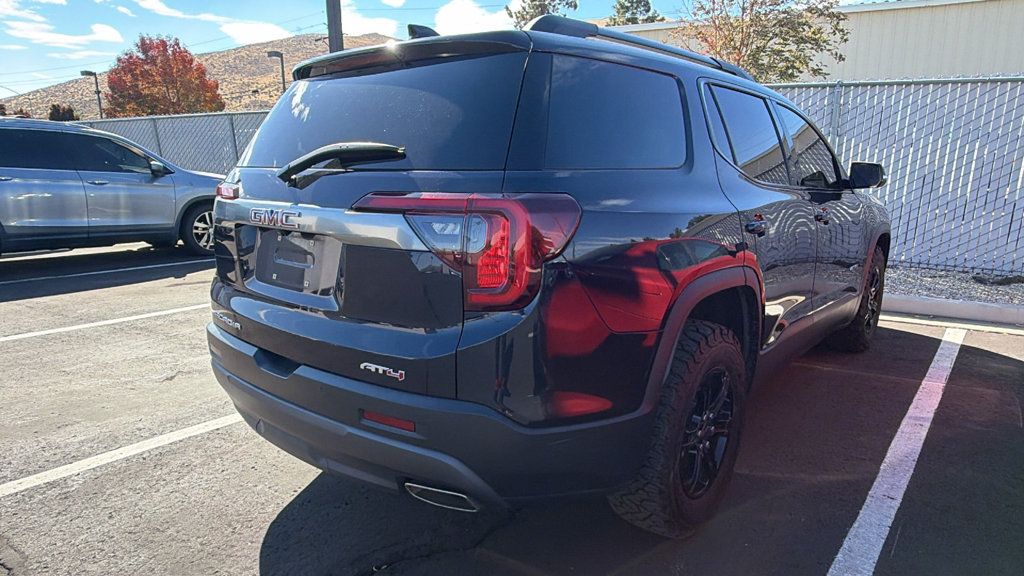 Used 2021 GMC Acadia AT4 w/ Preferred Package AWD/4WD image 2