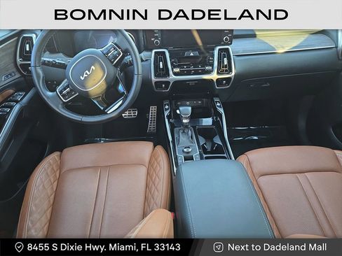 Used 2022 Kia Sorento SX Prestige w/ Rust Color Package image 15