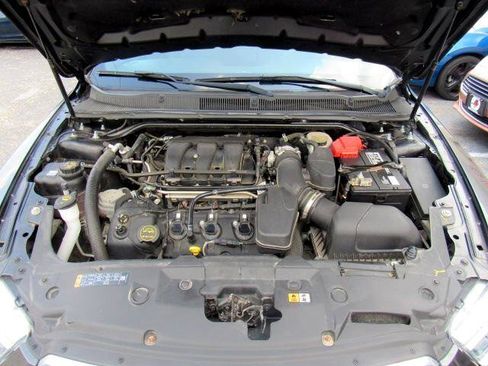 Used 2017 Ford Taurus SEL w/ Equipment Group 201A image 38