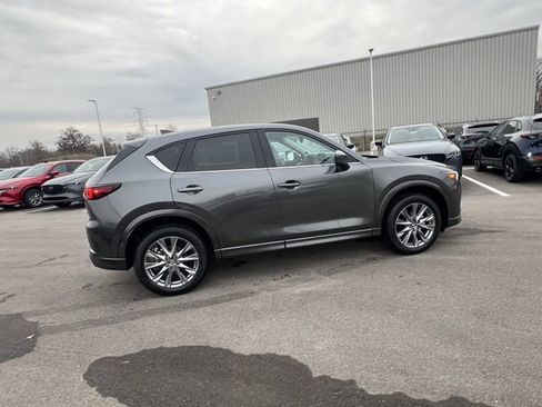 New 2025 MAZDA CX-5 AWD 2.5 S w/ Premium Plus Pkg image 6