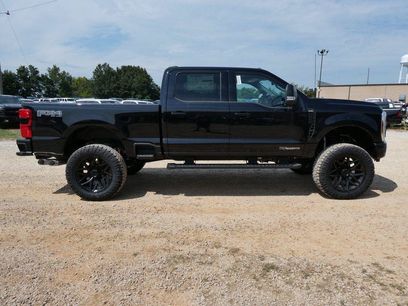 New 2026 Ford F250 Lariat w/ Black Appearance Package