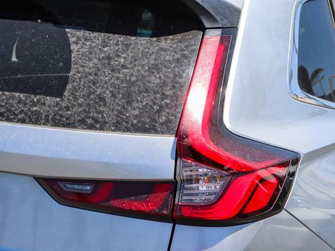 Certified 2025 Honda CR-V Sport image 9