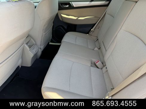 Used 2019 Subaru Outback 2.5i Premium w/ Protection Package #1 AWD/4WD image 18