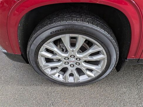 Used 2024 GMC Acadia Denali w/ Super Cruise Package image 27