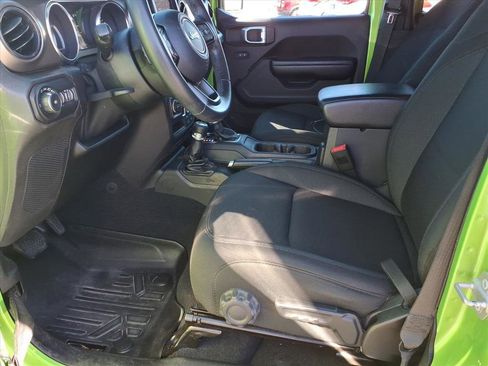 Used 2019 Jeep Wrangler Unlimited Sport S image 9