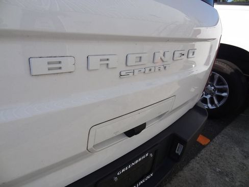 Used 2023 Ford Bronco Sport Outer Banks w/ Tech Package AWD/4WD image 7