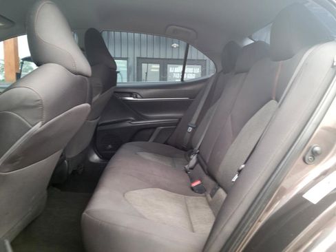 Used 2019 Toyota Camry LE FWD image 14