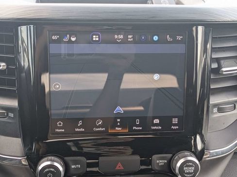 Used 2024 RAM 1500 Laramie RWD image 27