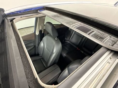 Used 2023 Nissan Rogue SL image 21