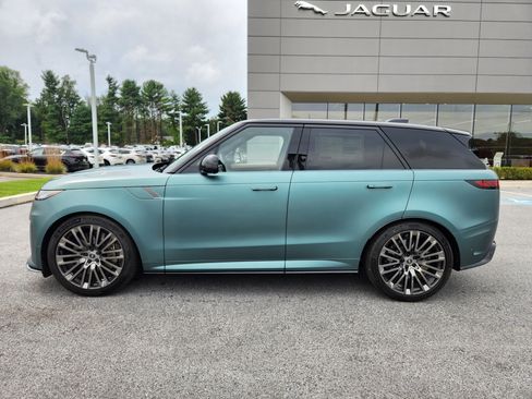 New 2025 Land Rover Range Rover Sport SV Edition Two image 5