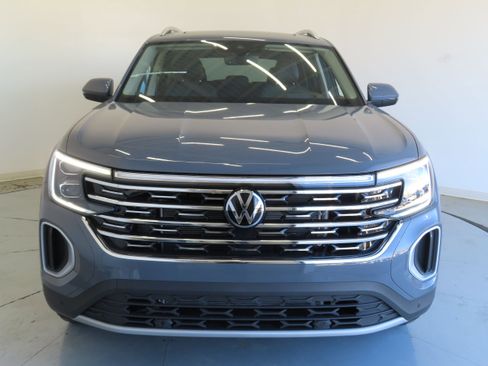 New 2026 Volkswagen Atlas SEL image 10