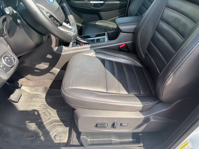 Used 2019 Ford Escape Titanium FWD image 25