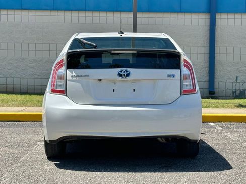 Used 2013 Toyota Prius Three w/ Protection Pkg FWD image 6