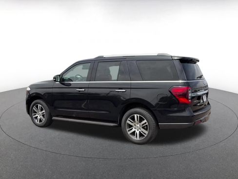Used 2024 Ford Expedition Limited RWD image 10