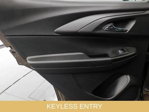 Used 2021 Chevrolet TrailBlazer ACTIV w/ Sun and Liftgate Package image 26