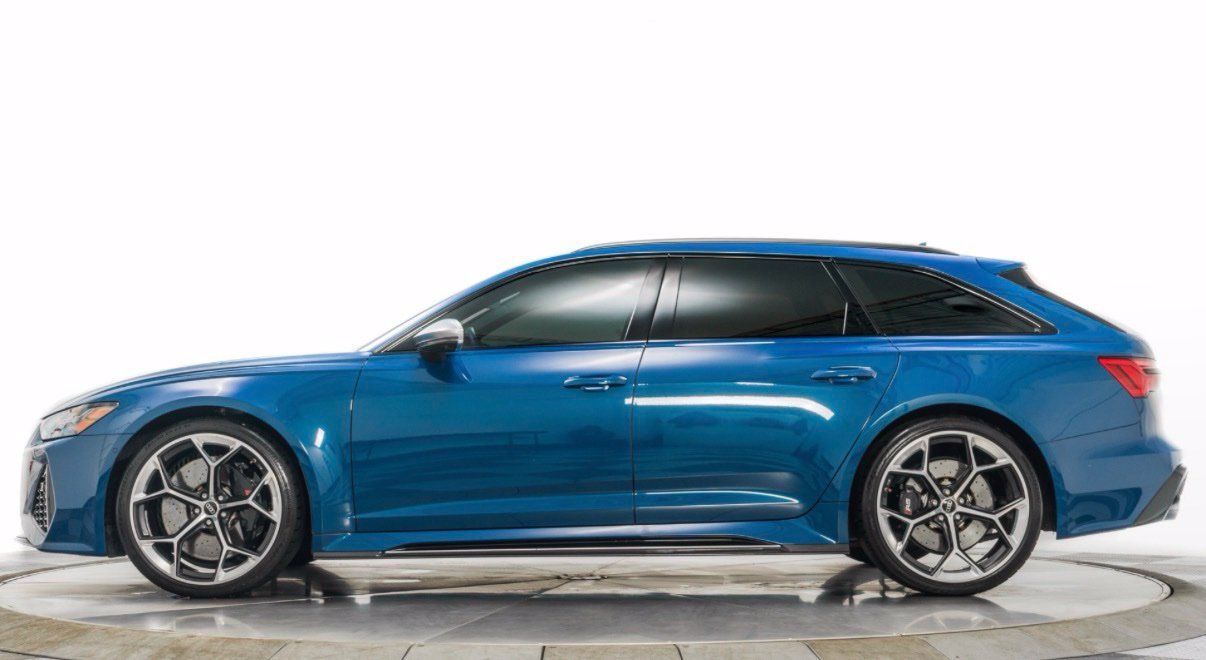 Used 2024 Audi RS 6 performance w/ Black Optic Package AWD/4WD image 4