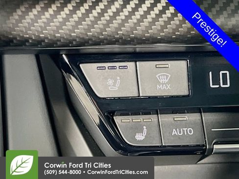 Used 2022 Audi e-tron GT Prestige w/ Prestige Package AWD/4WD image 23