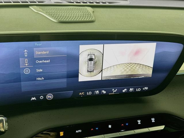 Used 2026 Buick Enclave Avenir w/ Super Cruise Package AWD/4WD image 14