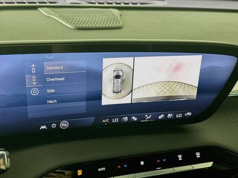 Used 2026 Buick Enclave Avenir w/ Super Cruise Package AWD/4WD image 14