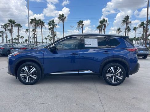 Certified 2023 Nissan Rogue SL w/ SL Premium Package FWD image 2