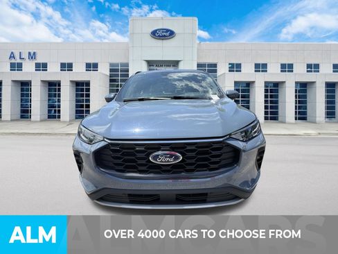 Used 2025 Ford Escape ST-Line Select AWD/4WD image 2