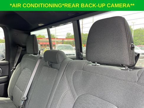 Used 2025 RAM 1500 Big Horn AWD/4WD image 11