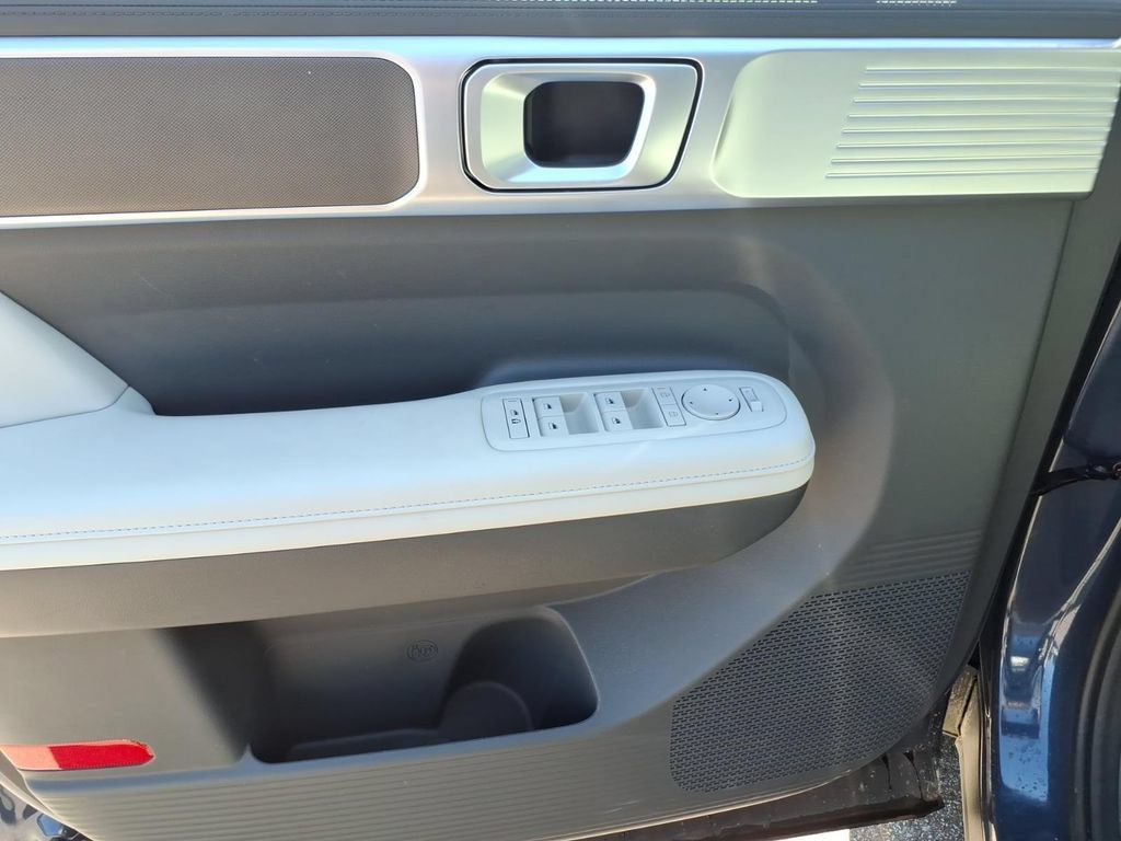 Used 2026 Hyundai Santa Fe SEL FWD image 14