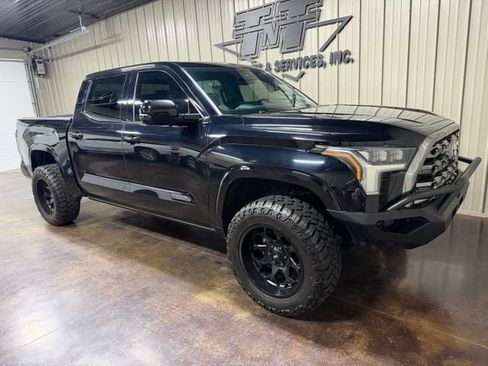 Used 2023 Toyota Tundra Platinum AWD/4WD image 6