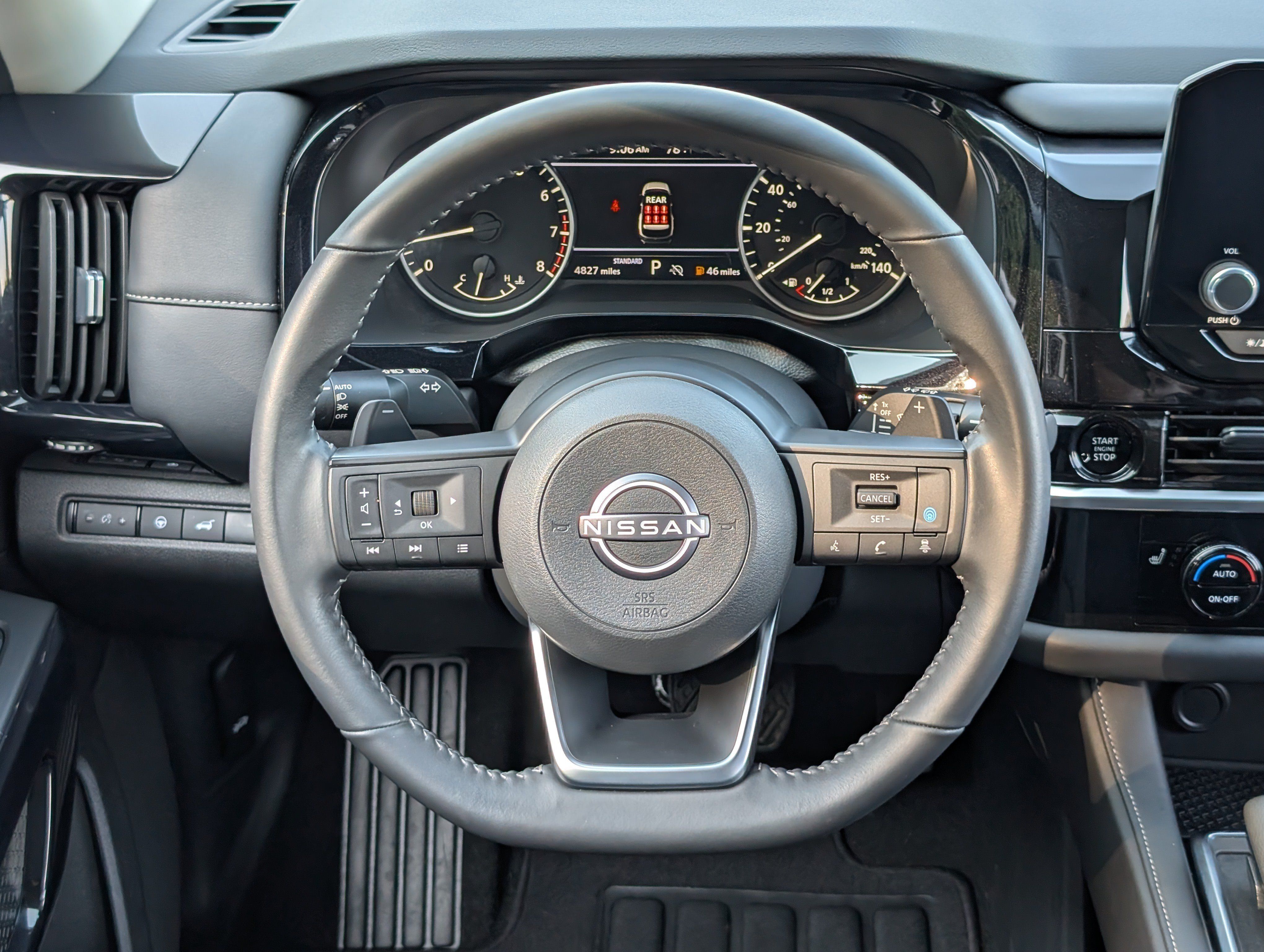 Used 2025 Nissan Pathfinder SV FWD image 26