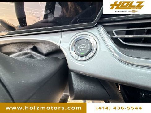 Certified 2024 Chevrolet Trax LT w/ Driver Confidence Package image 16