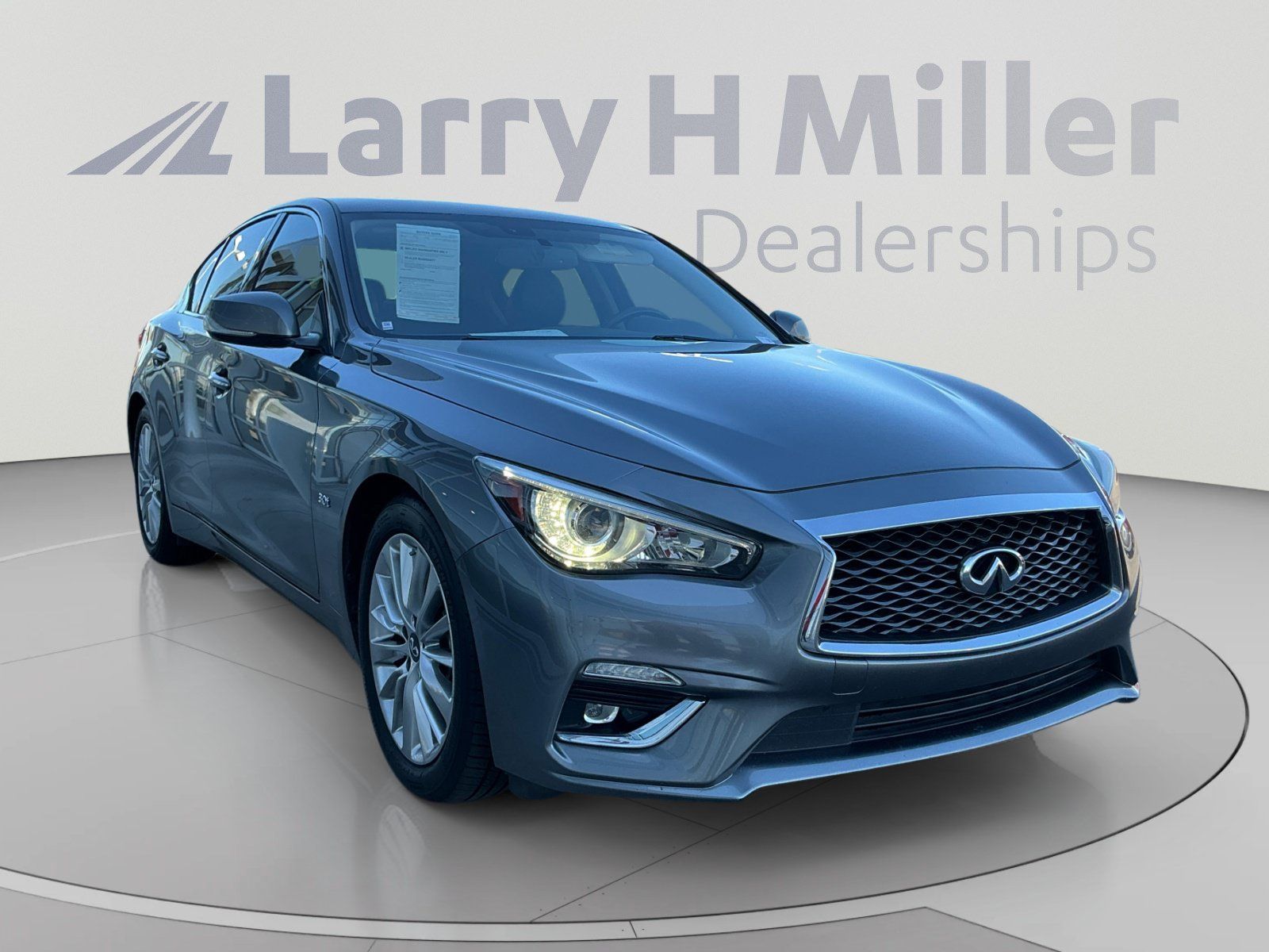 Used 2019 INFINITI Q50 Luxe w/ All Weather Package (L93) RWD image 6