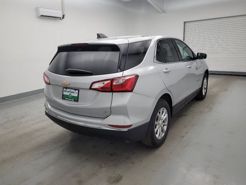 Used 2019 Chevrolet Equinox LT FWD image 9